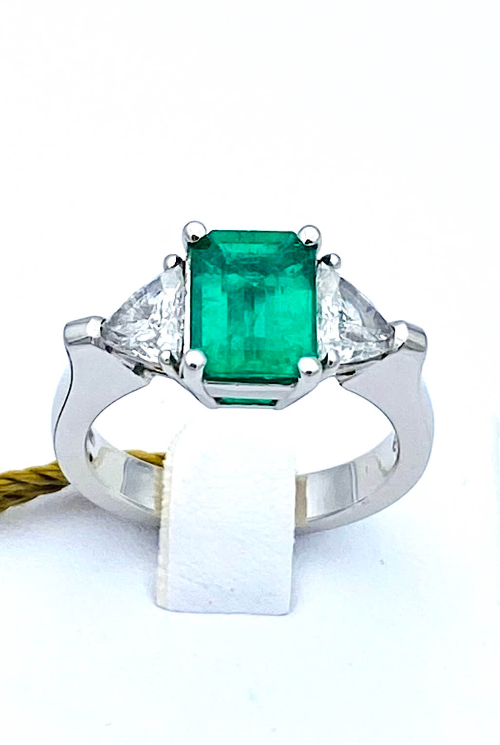 Anello smeraldo e diamanti oro 750% Art. 1848719