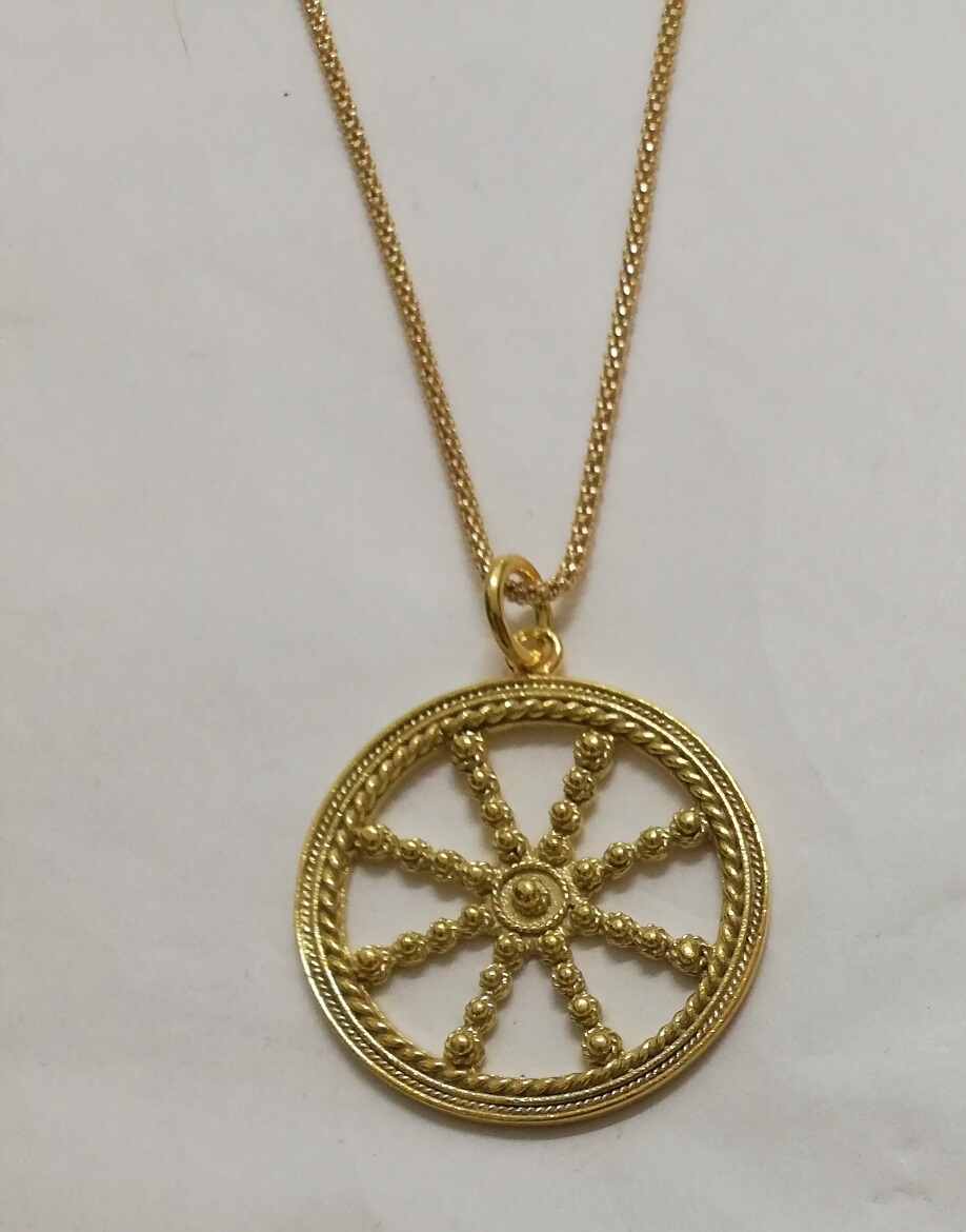 collana-con-pendente-linea-sicilia