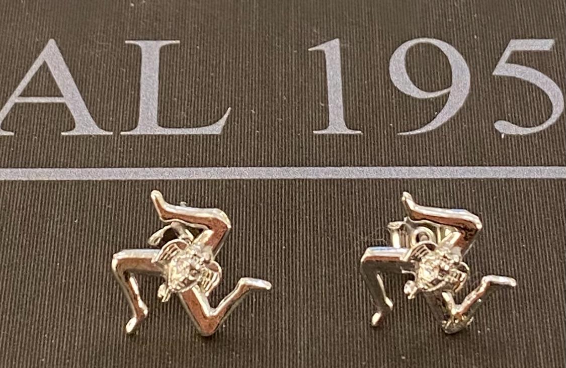 Orecchini trinacria argento 925%