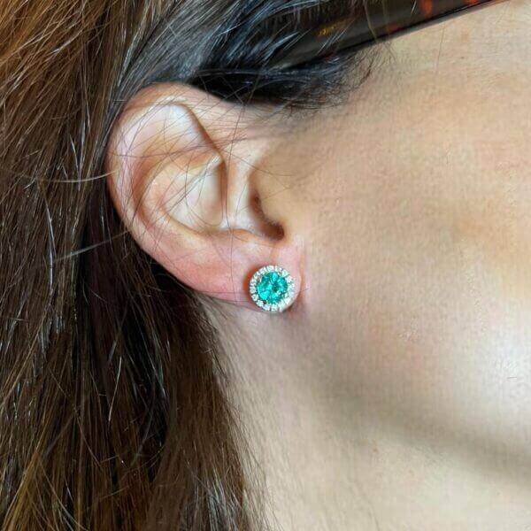 Emerald earrings white gold 750% and diamonds Art.OR1033 Emerald earrings white gold 750% and diamonds Art.OR1033