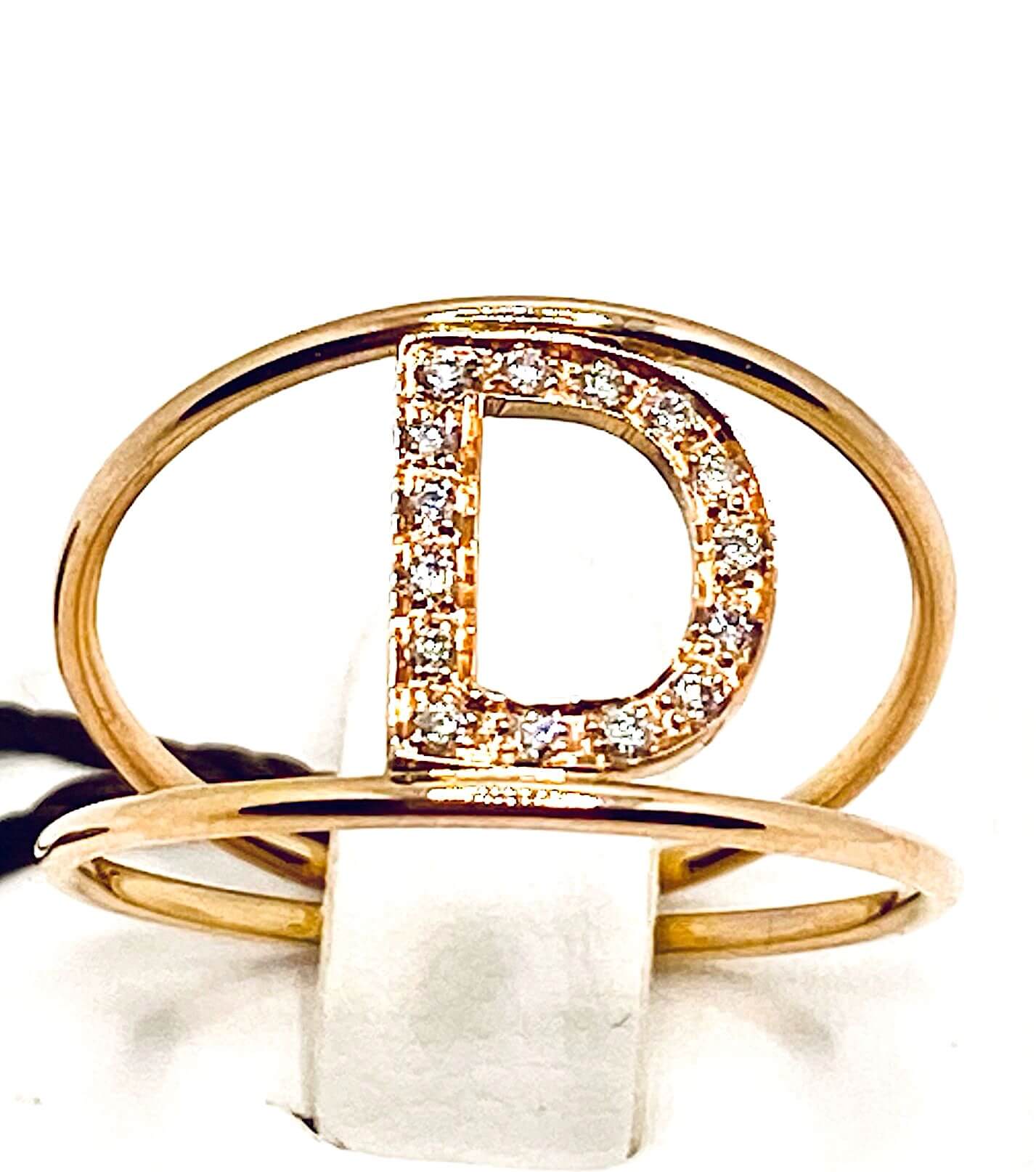 Anello iniziale in oro rosa art. AN-D R