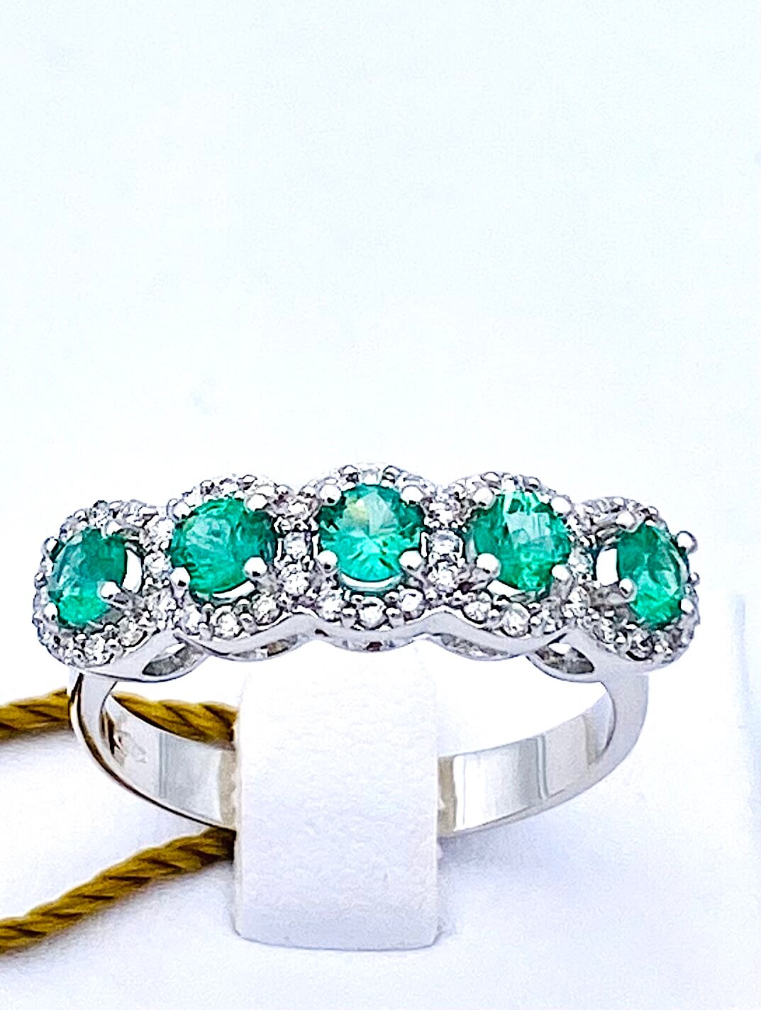 ANELLO ORO  SMERALDO E DIAMANTI ART. AN1664