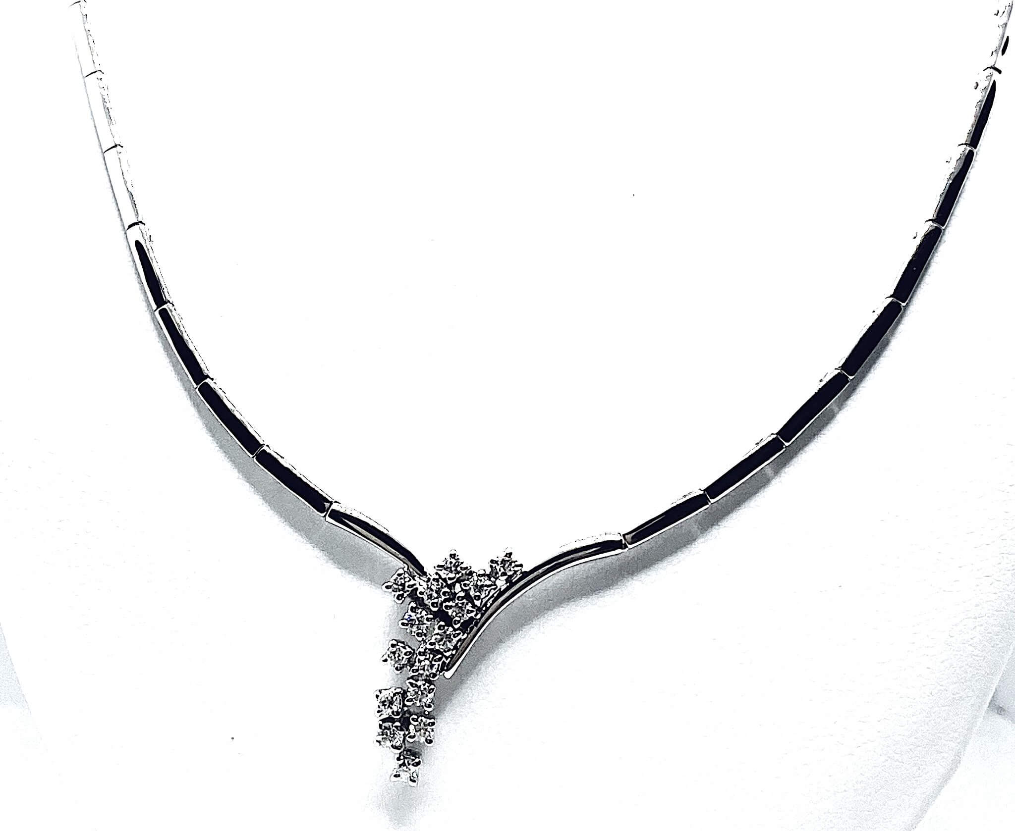 girocollo in oro e diamanti cipolla dal 1950 gioiellieri palermo gioielleria palermo girocollo-in-oro-e-diamanti-cipolla-dal-1950-gioiellieri-palermo