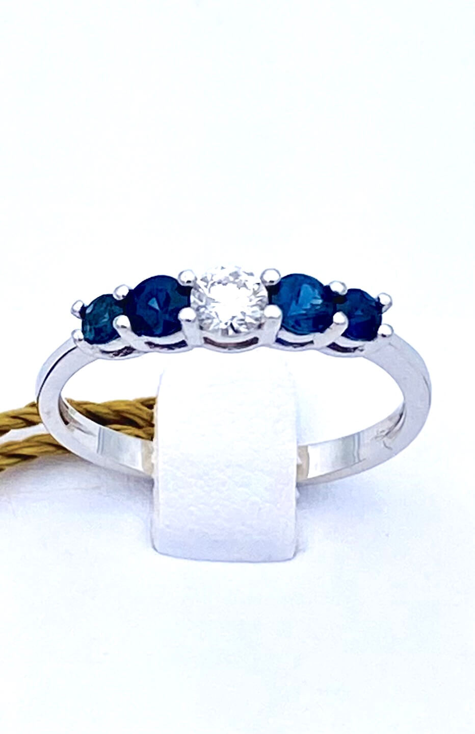 sapphire and diamond ring in white gold 750% GEMS ART. AN1998