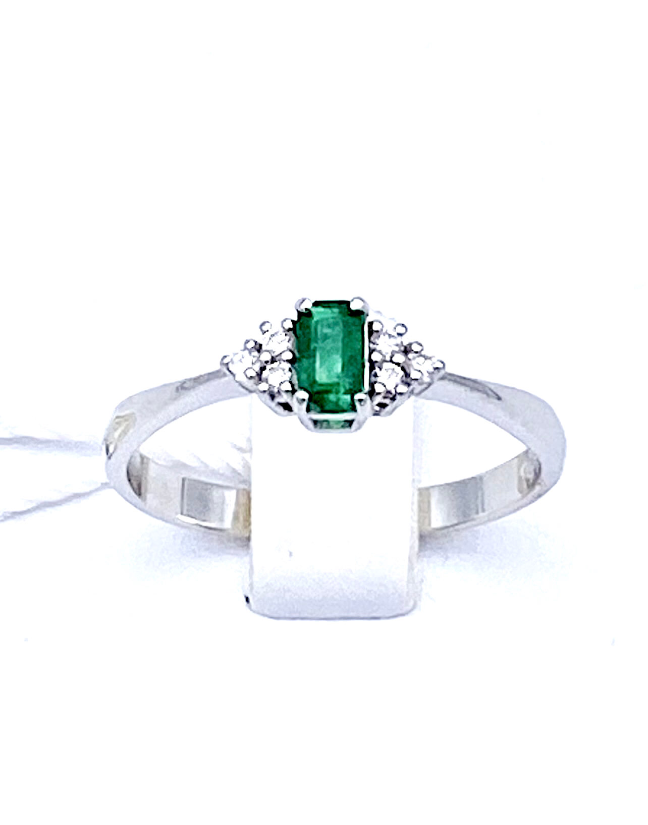 Anello smeraldo diamanti oro bianco 750% ART:AN524-1